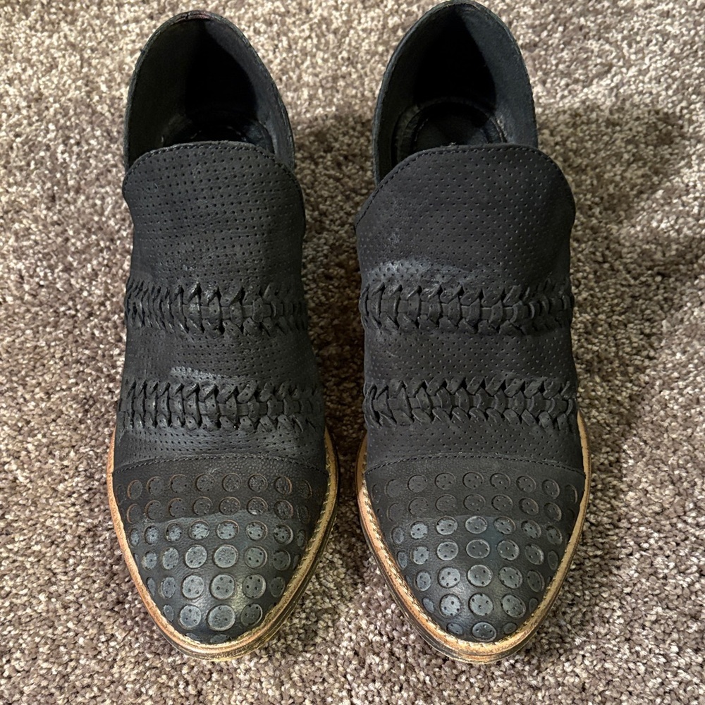 EUC Rebels Charleeta Women’s Low Heel Booties Black 7.5M